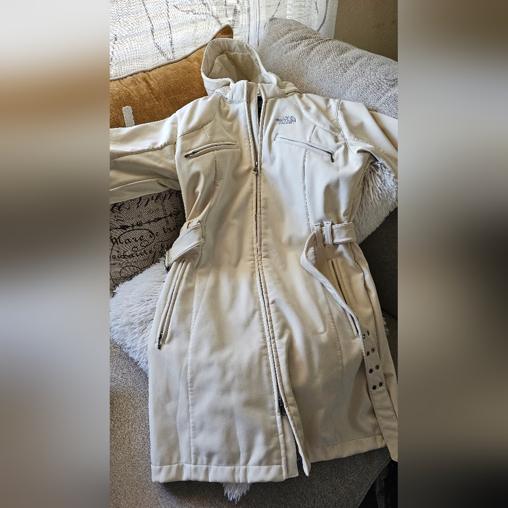 The North Face Women's Jacket Medium